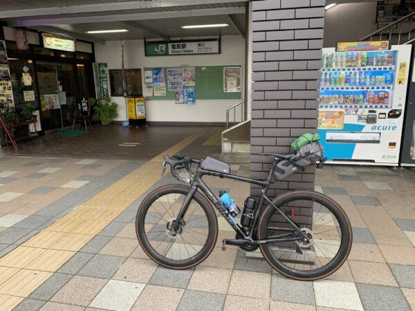 塩尻駅で輪行を解く