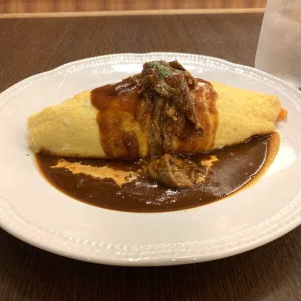 茅野市のロイヤルホスト　オムライス