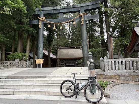 諏訪大社　本宮